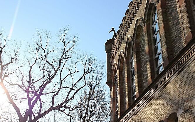 IPU Standort in Karlsruhe altes Fabrikgebäude